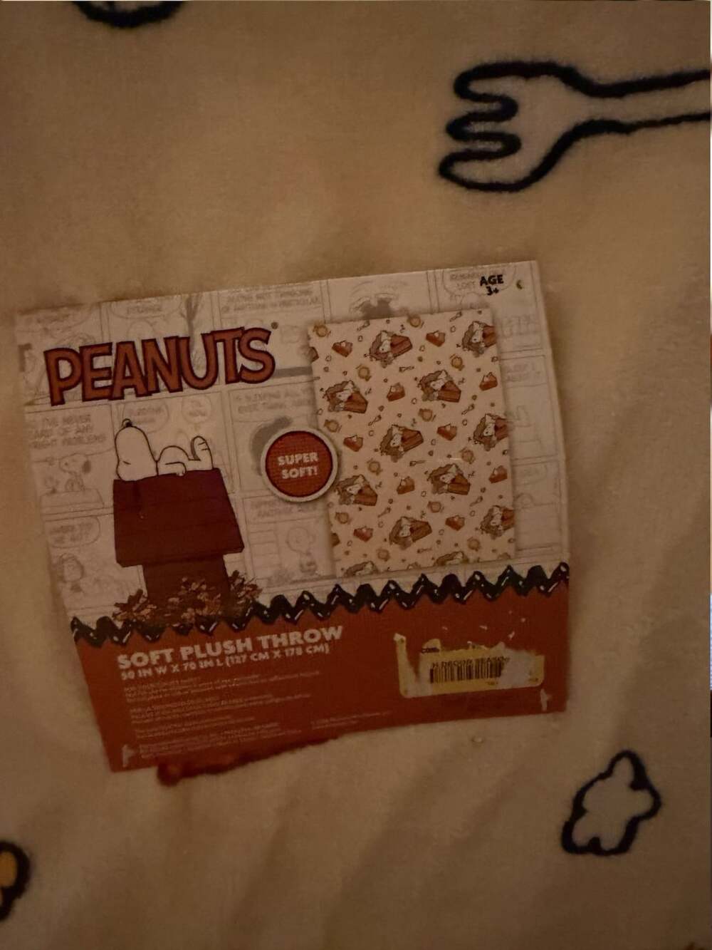 Peanuts Snoopy Pumpkin Pie Fall Soft Plush Throw Blanket 50 in x 70 in